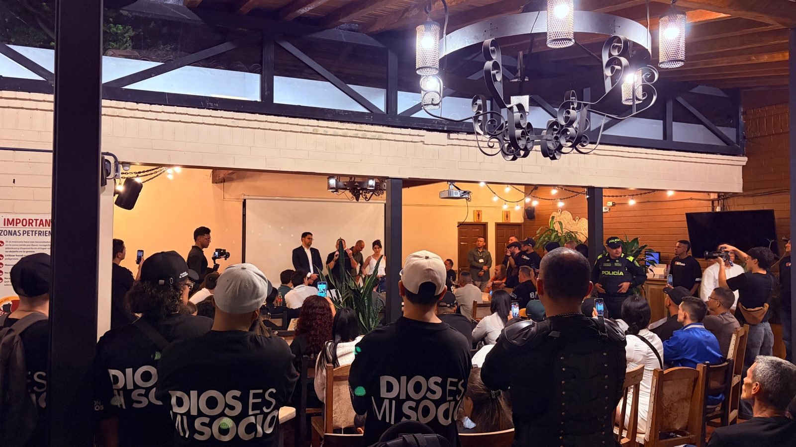 Galería Voces de la Tierra